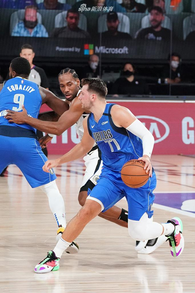 点更接近击 点更接近击